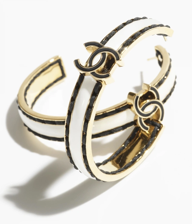 Lightweight Chxnxl Earrings 288952