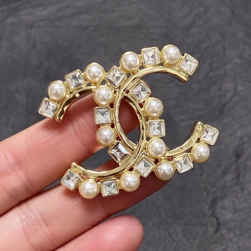 Comfortable Chxnxl Brooches 289285