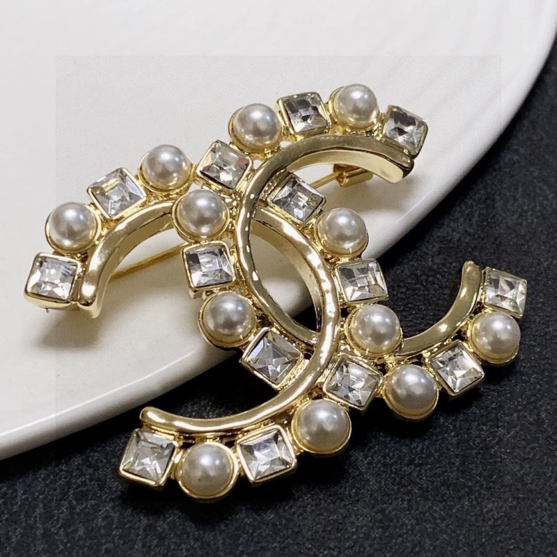 Comfortable Chxnxl Brooches 289285