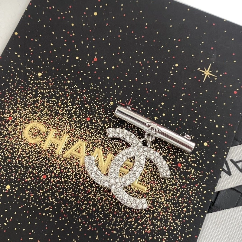 NewStyle Chxnxl Brooches 289282