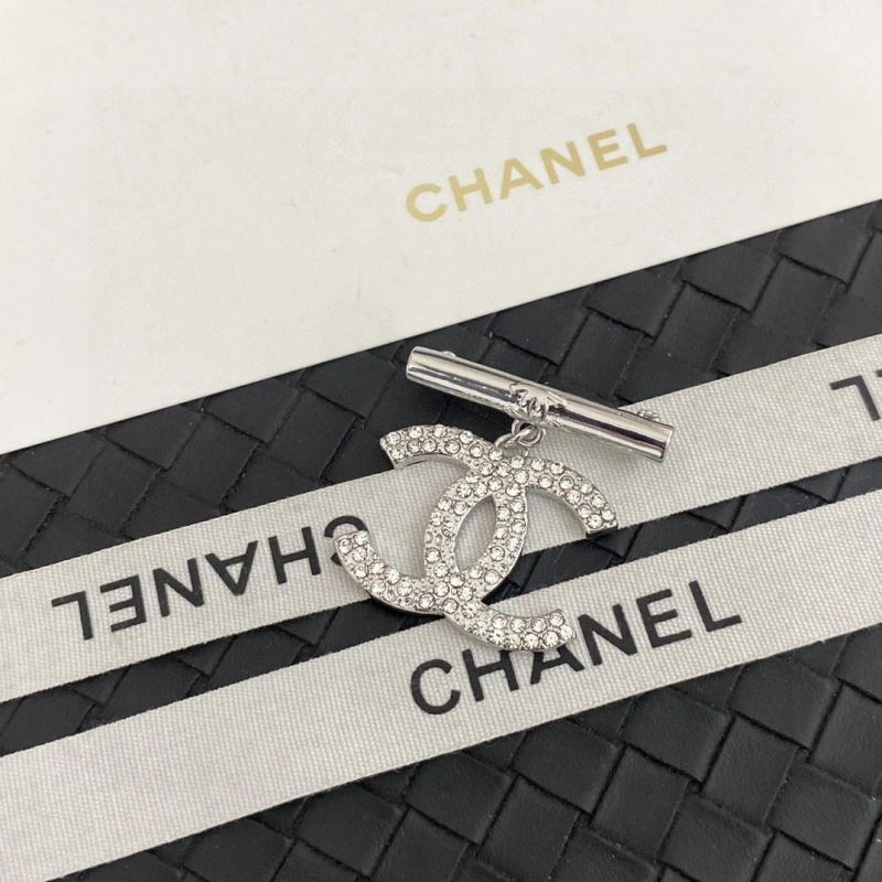 NewStyle Chxnxl Brooches 289282