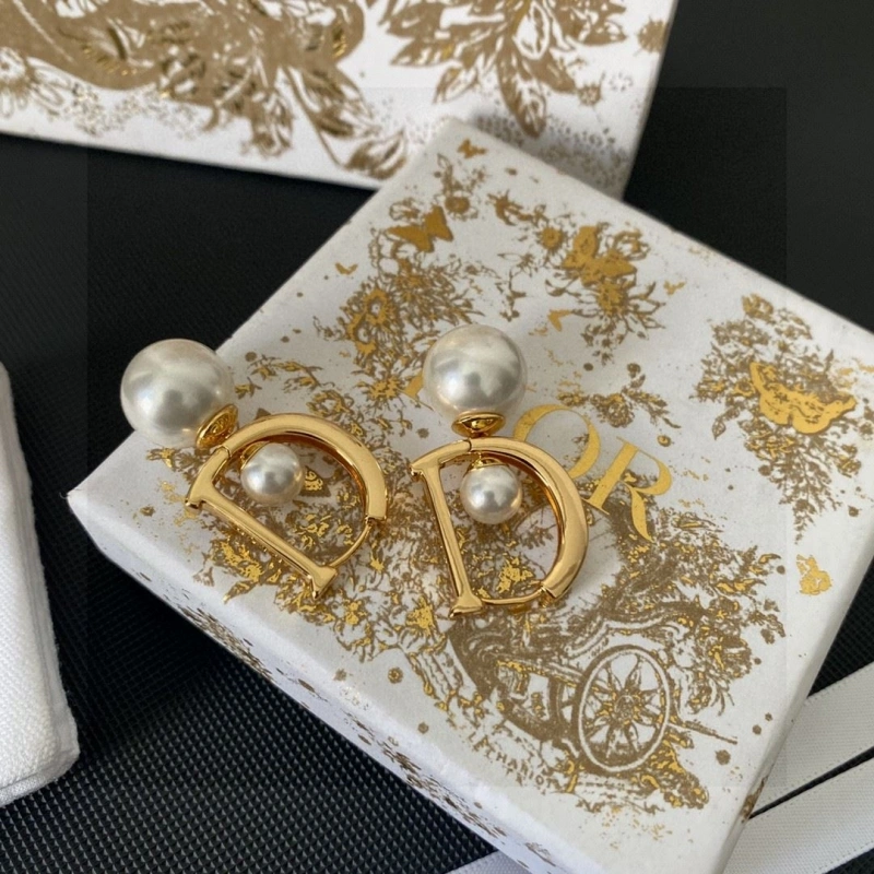 Christian Dxxr Earrings SmartChoice 294883