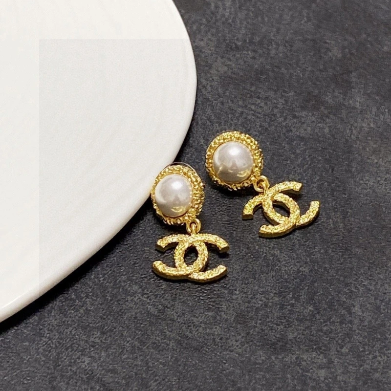 Elegant Chxnxl Earrings 288960