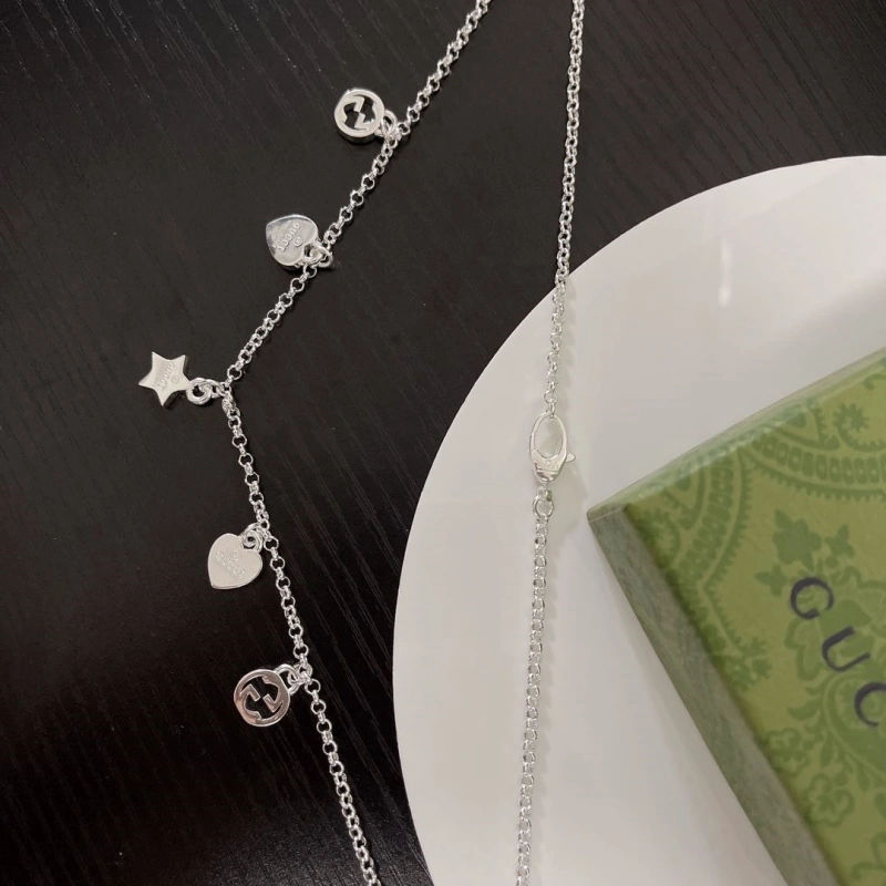 EyeCatching Gxccx Necklaces 305063