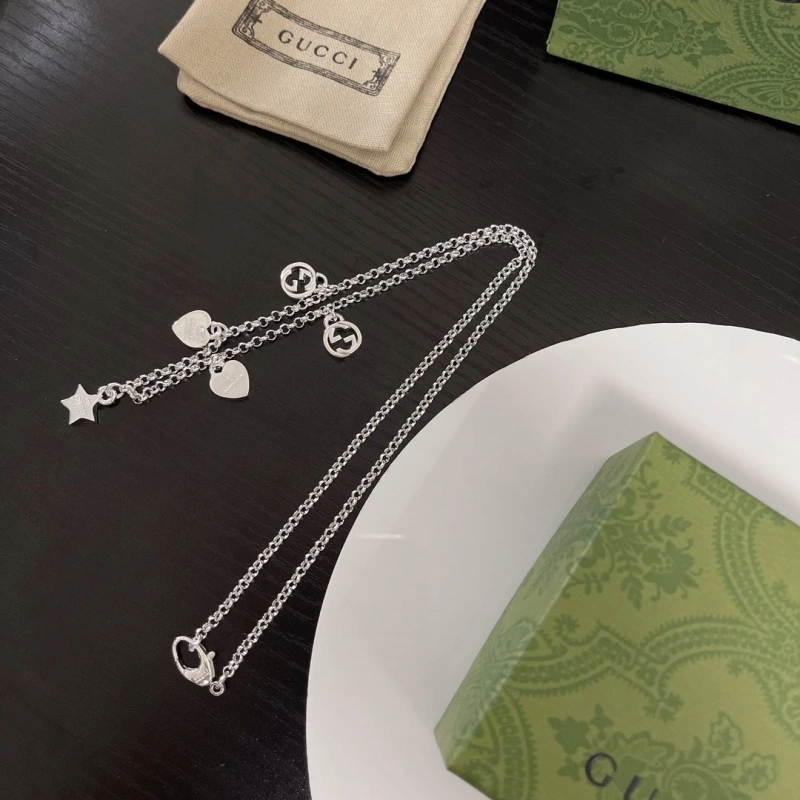 EyeCatching Gxccx Necklaces 305063