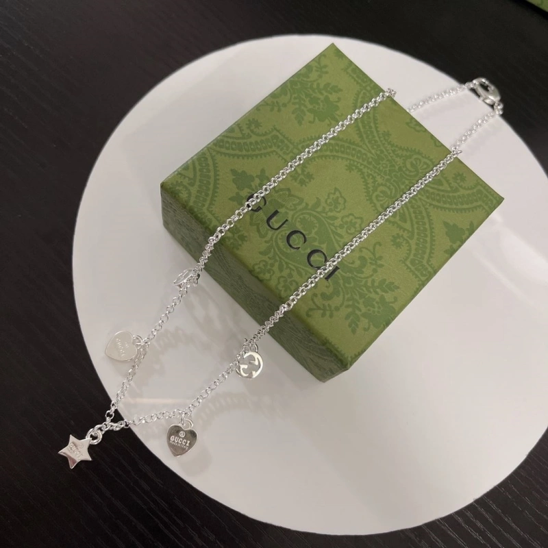 EyeCatching Gxccx Necklaces 305063