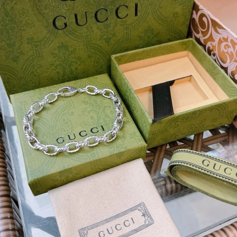 Comfortable Gxccx Bracelets 305672