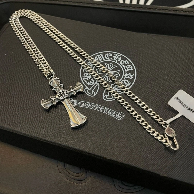 Comfortable Chrxmx Hxxrts Necklaces 299669