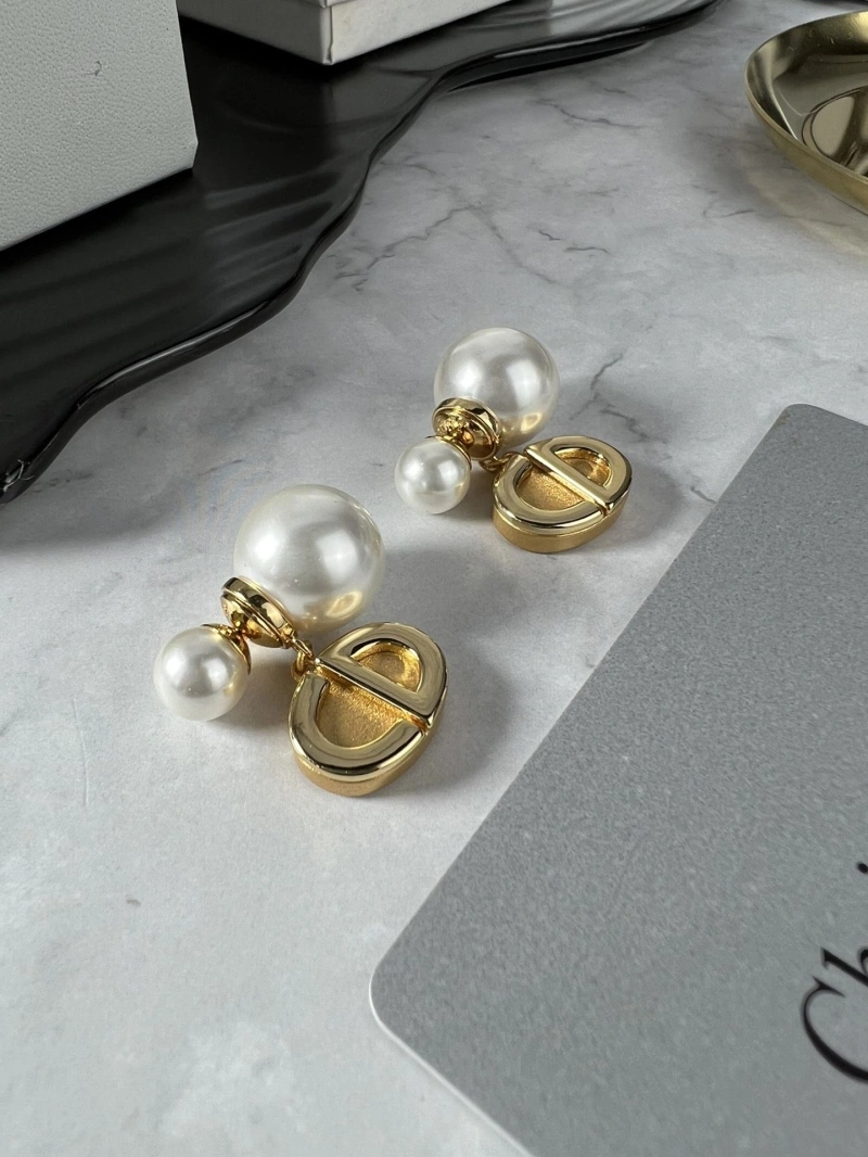 Christian Dxxr Earrings Refined 294877