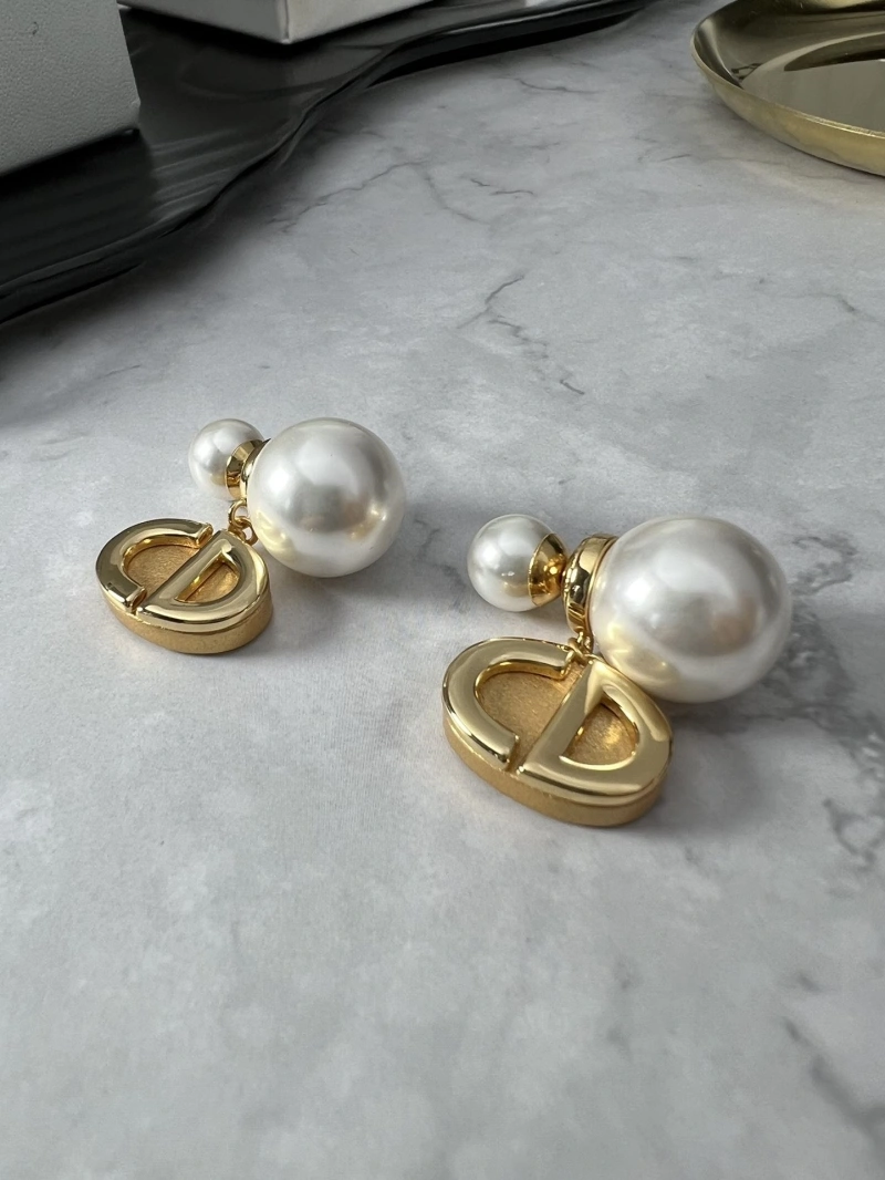 Christian Dxxr Earrings Refined 294877
