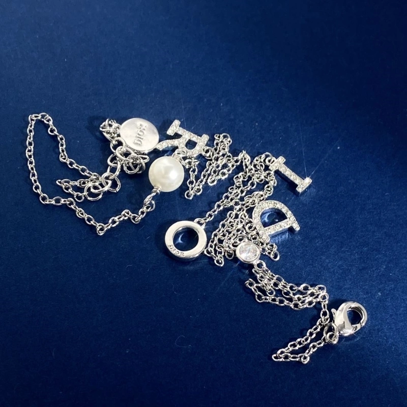 Christian Dxxr Necklaces Trendy 294724