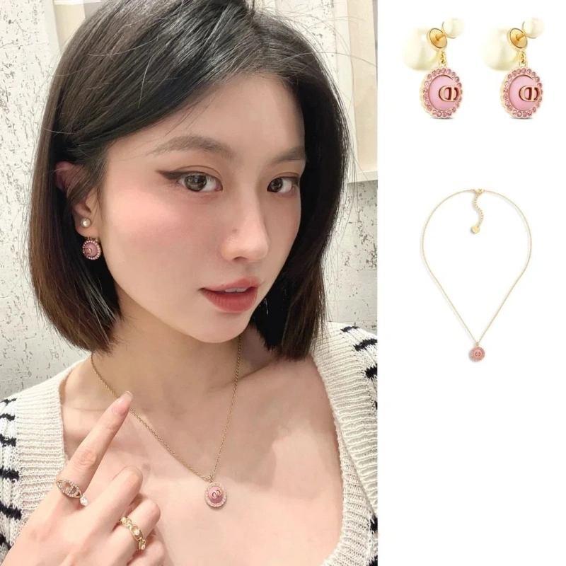 Christian Dxxr Earrings HighQuality 294881