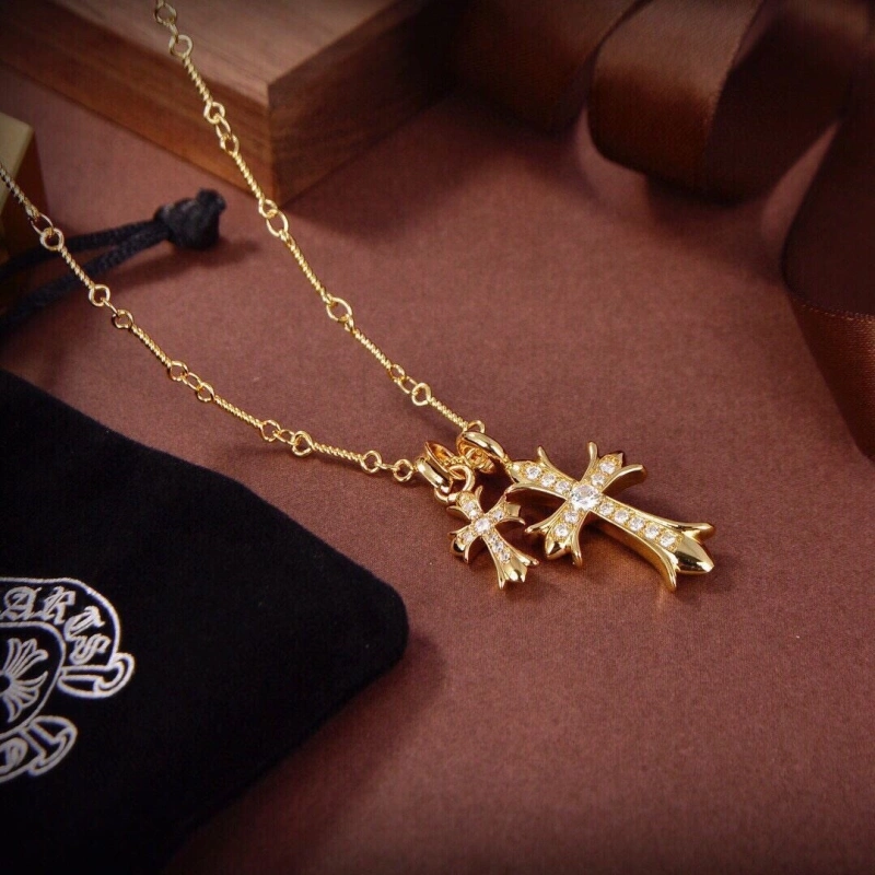 GoAnywhere Chrxmx Hxxrts Necklaces 299665