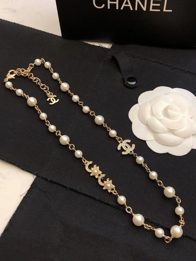 Bold Chxnxl Necklaces 288230