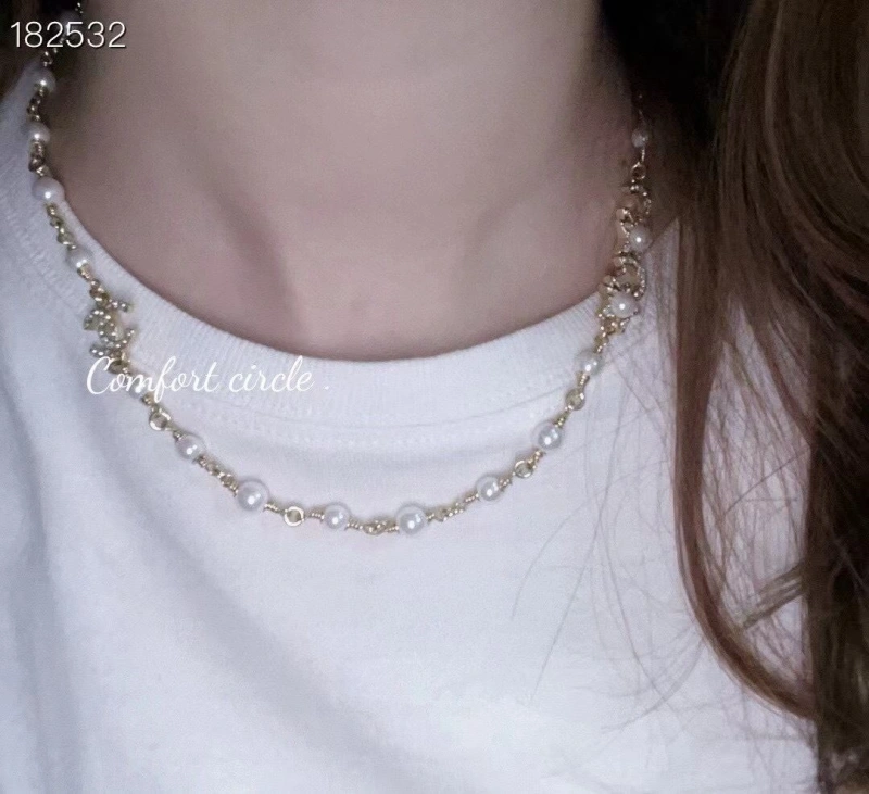 Bold Chxnxl Necklaces 288230