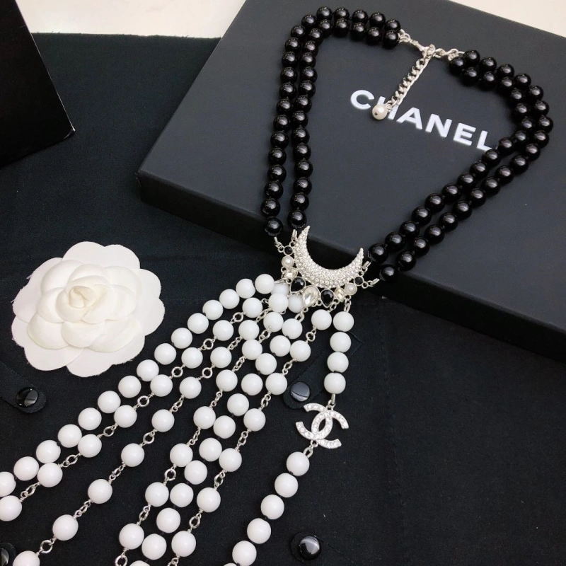 Flexible Chxnxl Necklaces 288228