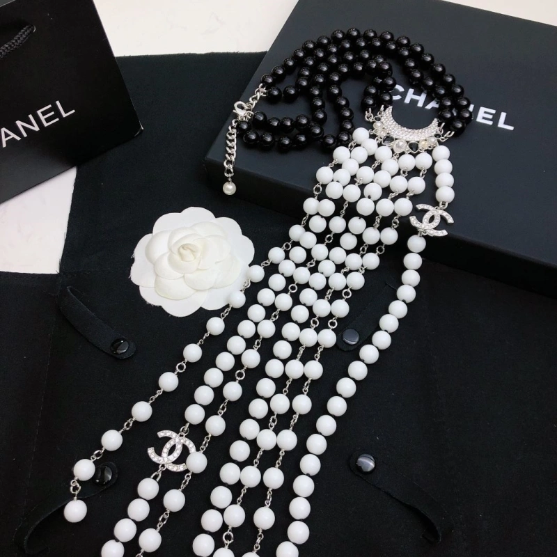 Flexible Chxnxl Necklaces 288228