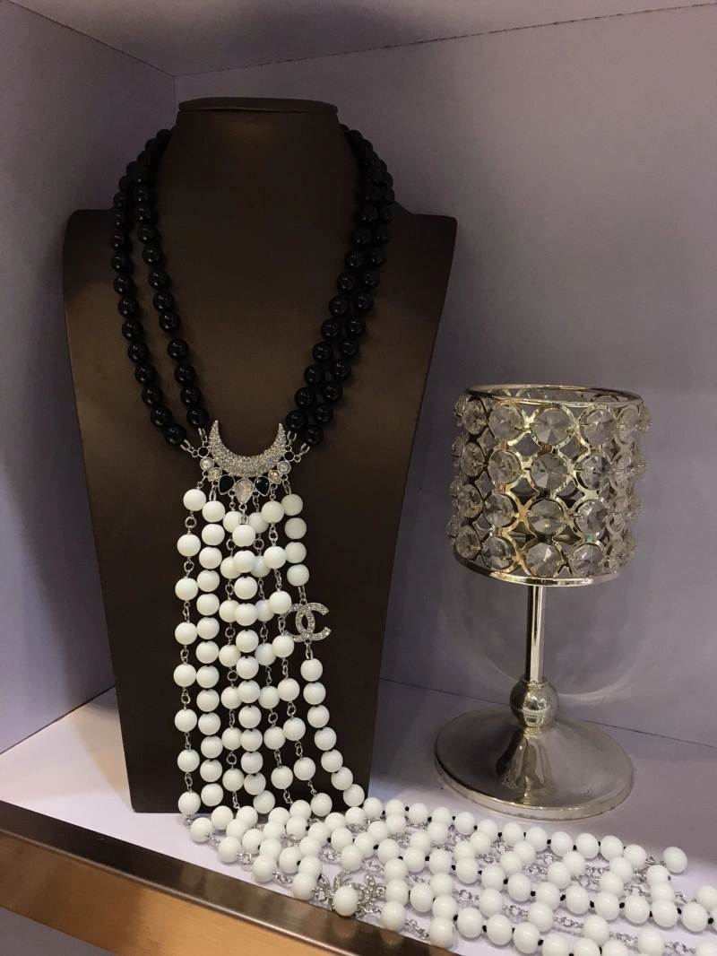 Flexible Chxnxl Necklaces 288228