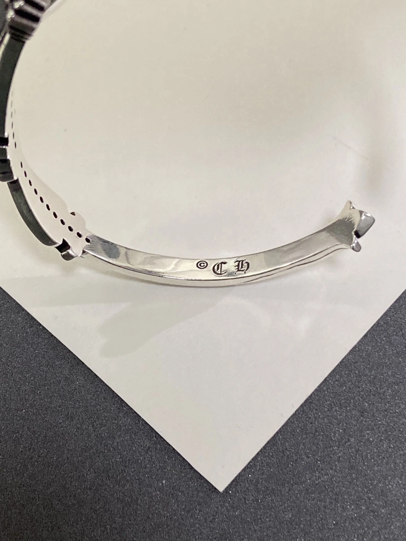 Flexible Chrxmx Hxxrts Bracelets 300155