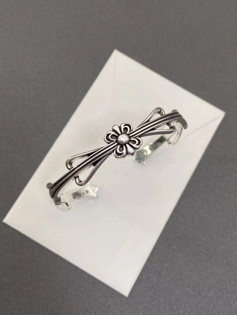 Versatile Chrxmx Hxxrts Bracelets 300151