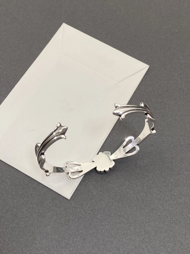 Versatile Chrxmx Hxxrts Bracelets 300151