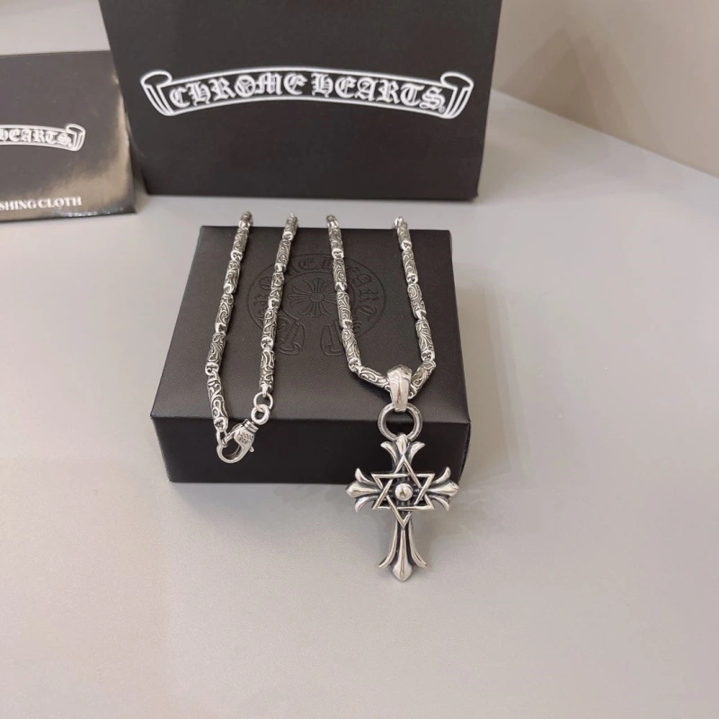 Sophisticated Chrxmx Hxxrts Necklaces 299647