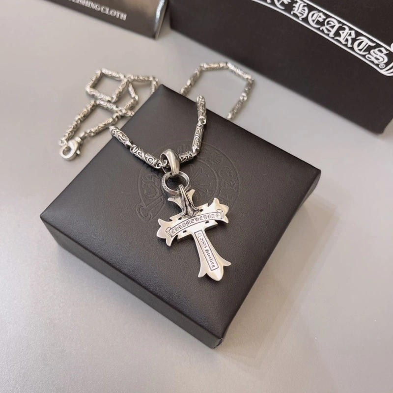 Sophisticated Chrxmx Hxxrts Necklaces 299647