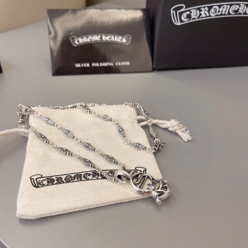 Durable Chrxmx Hxxrts Necklaces 299646