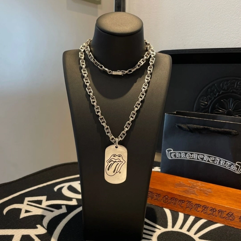 DailyWear Chrxmx Hxxrts Necklaces 299642