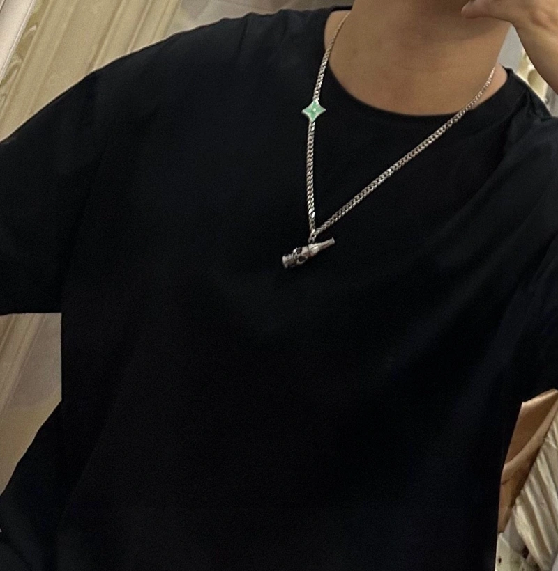 Sleek LX Necklaces 310766