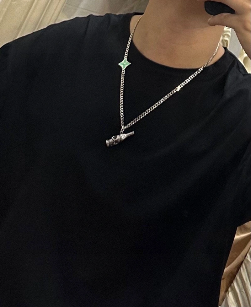 Sleek LX Necklaces 310766