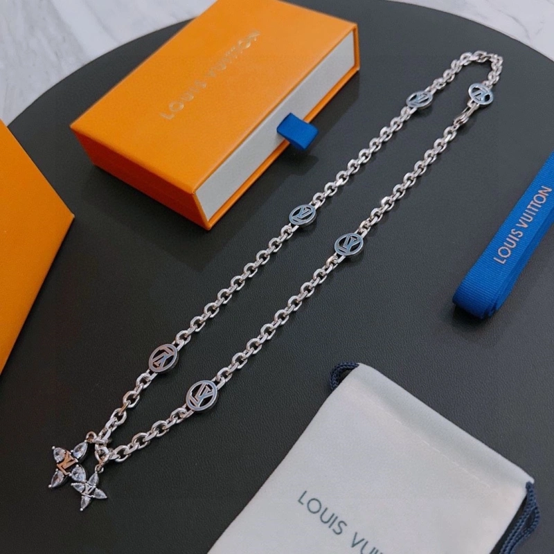 LX Necklaces Sleek 310769