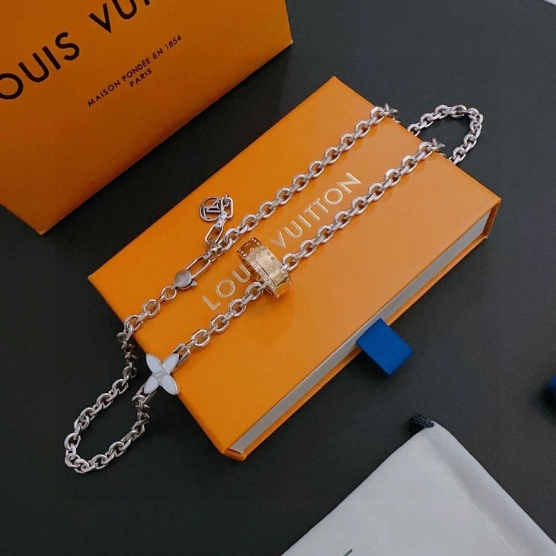 Lightweight LX Necklaces 310754