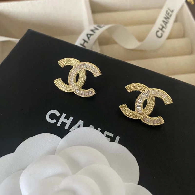 Efficient Chxnxl Earrings 288920