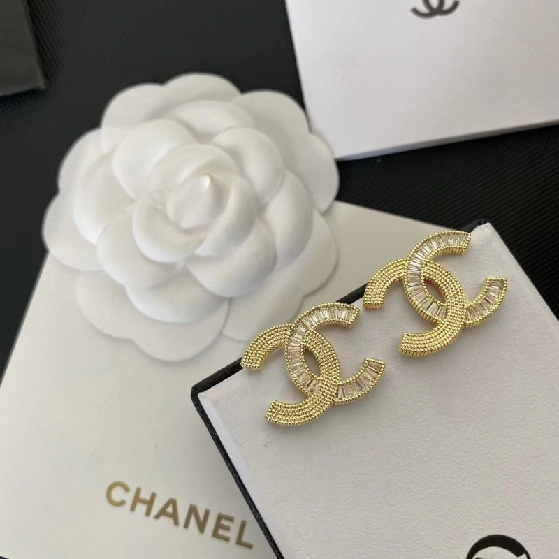 Efficient Chxnxl Earrings 288920