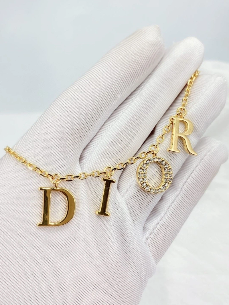 Christian Dxxr Necklaces Trendy 294727