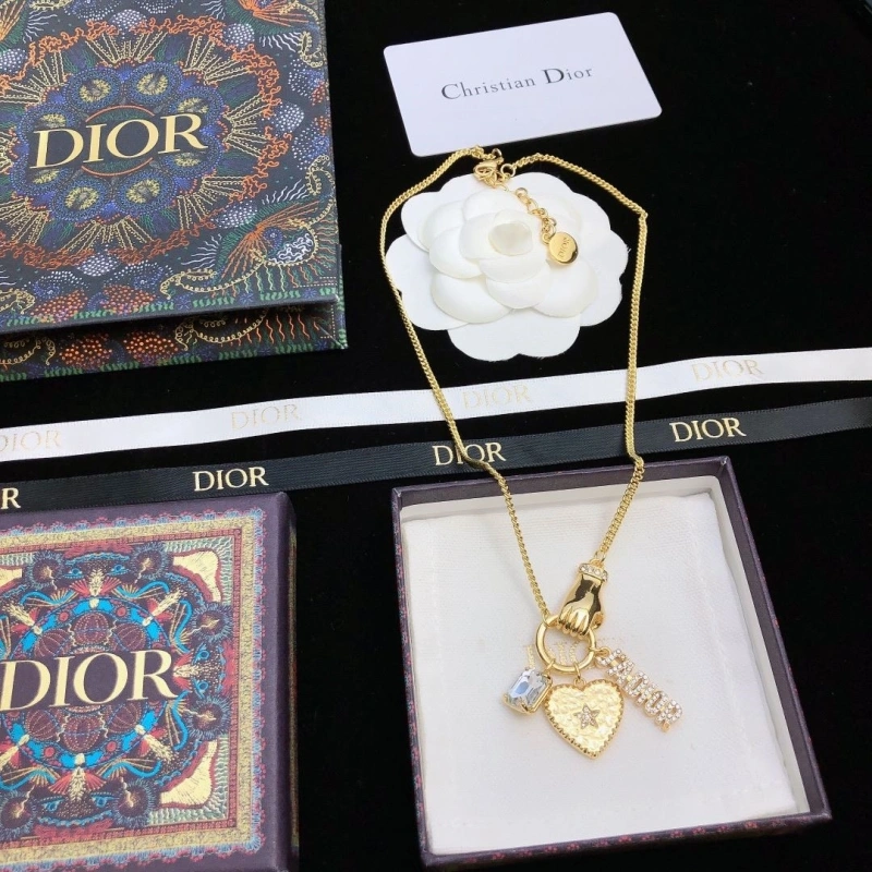 Christian Dxxr Necklaces Breathable 294739