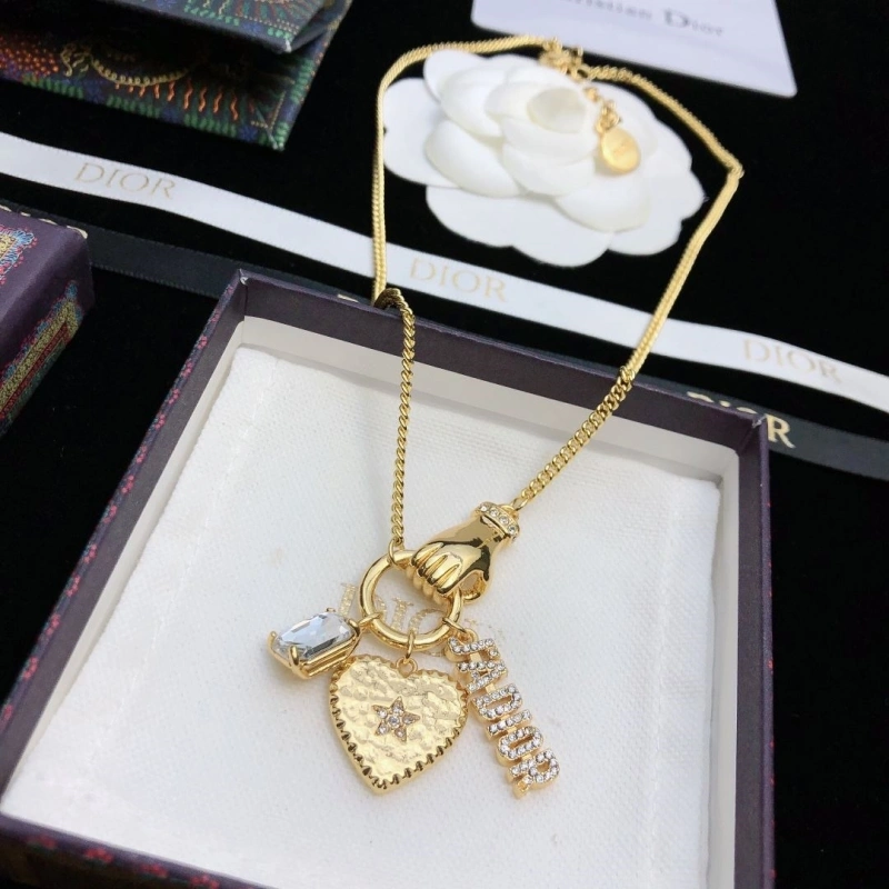 Christian Dxxr Necklaces Breathable 294739