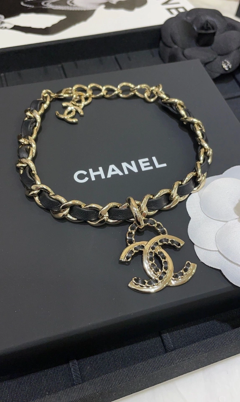 Cozy Chxnxl Necklaces 288220