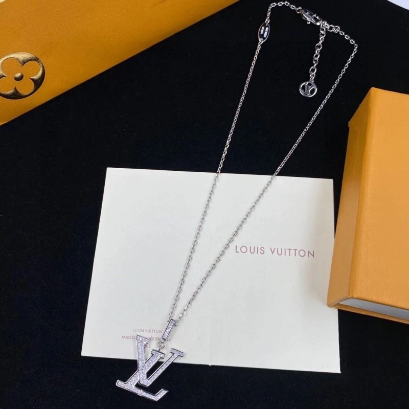 LX Necklaces Functional 310745