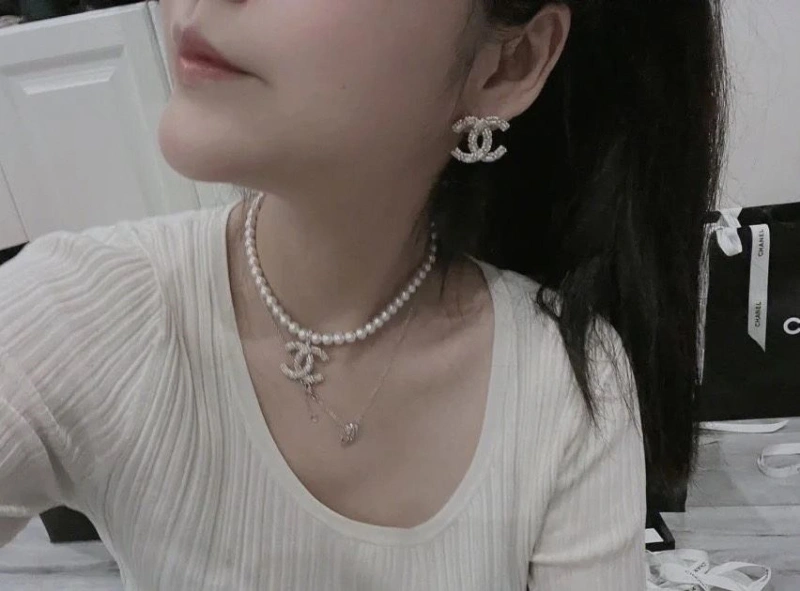 Chxnxl Earrings Bold 288902
