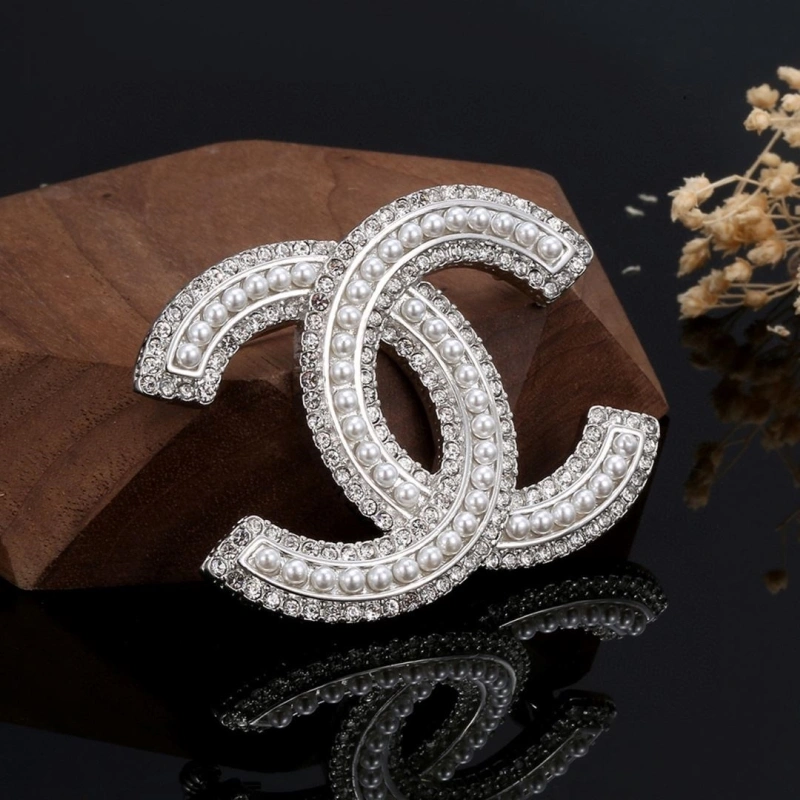 Breathable Chxnxl Brooches 289275