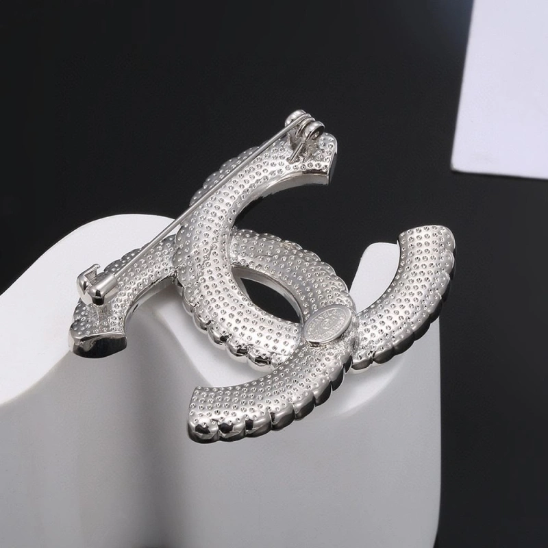 Breathable Chxnxl Brooches 289275