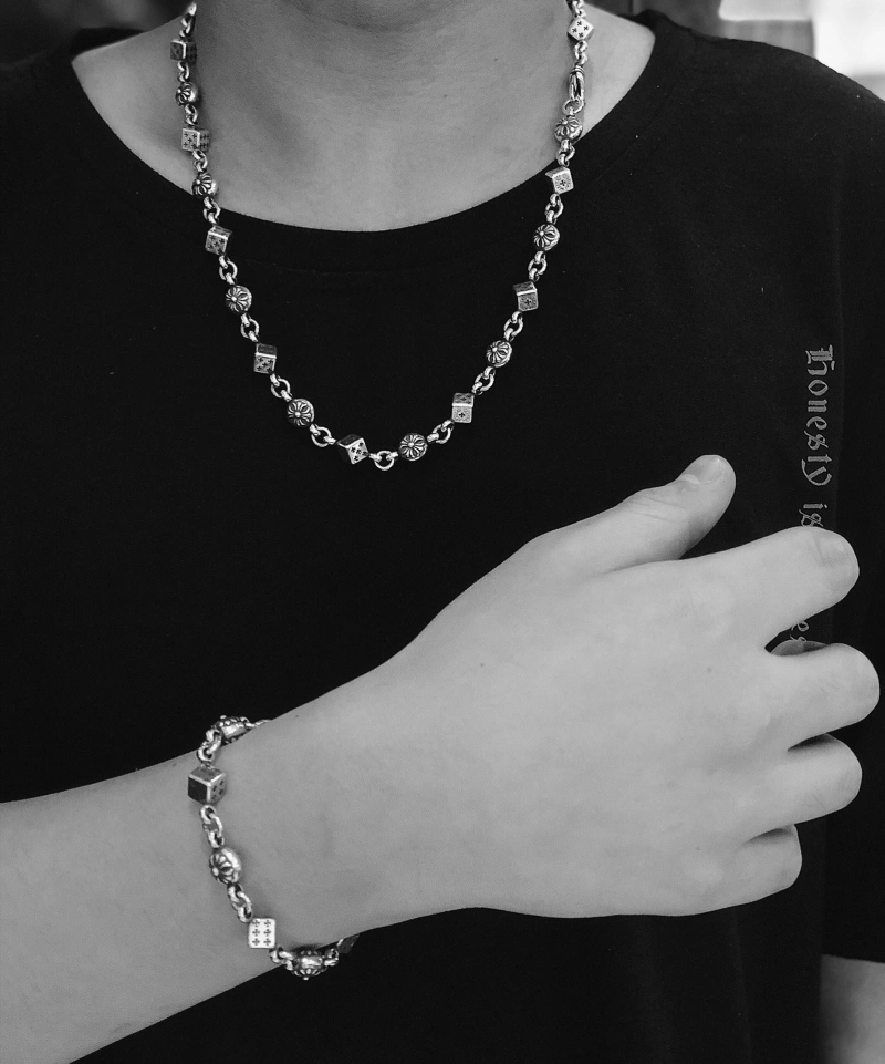 Chrxmx Hxxrts Necklaces GoAnywhere 299631