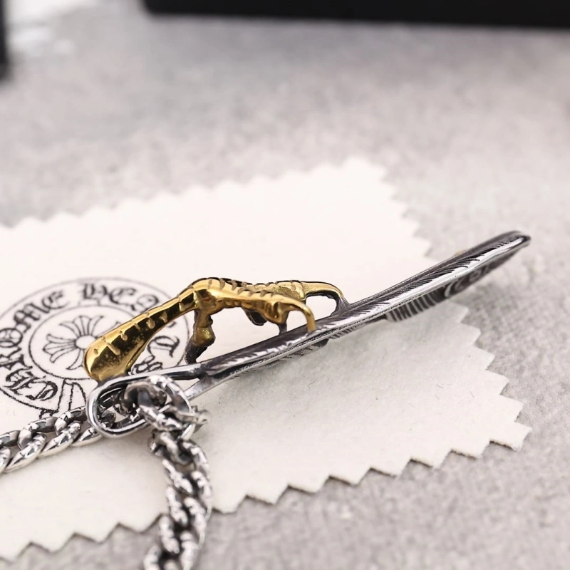 Chrxmx Hxxrts Necklaces Breathable 299625
