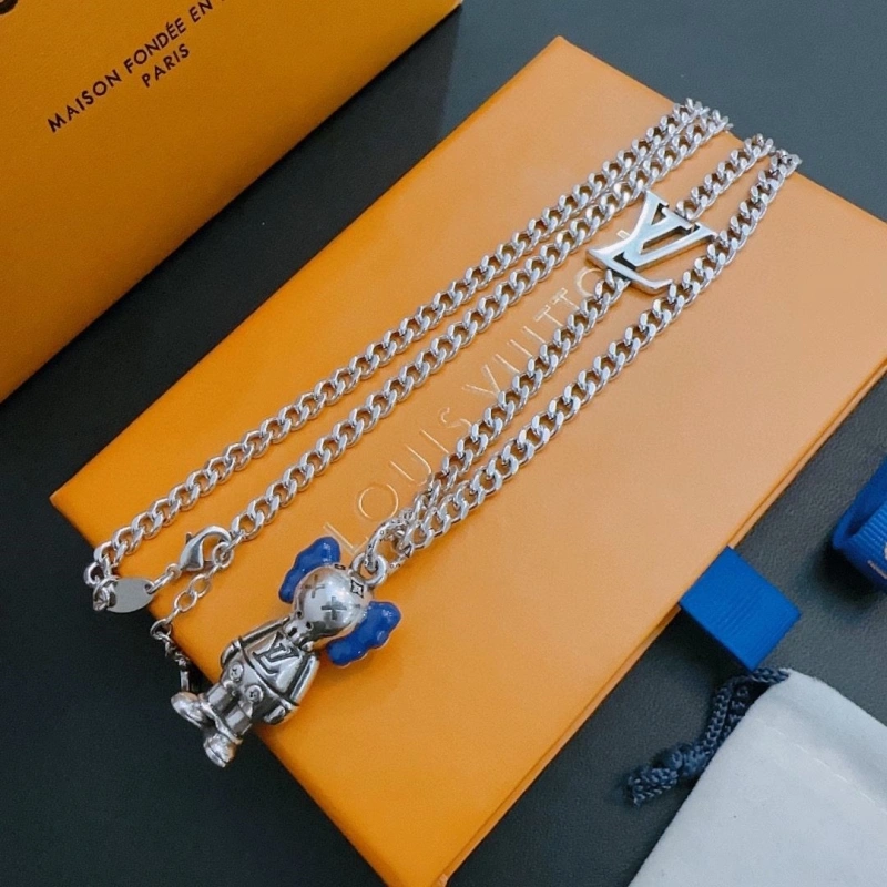 LX Necklaces Refined 310740