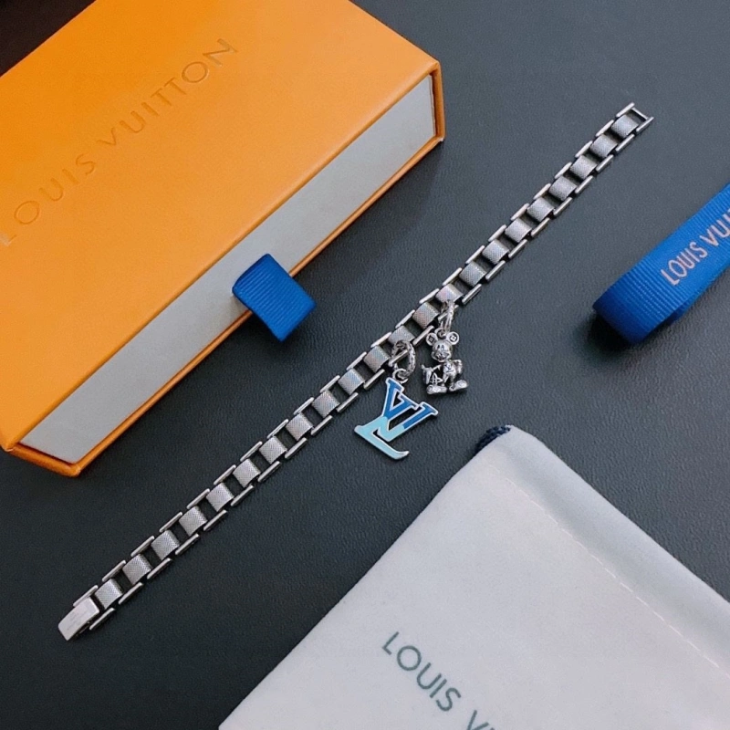 Compact LX Necklaces 310723