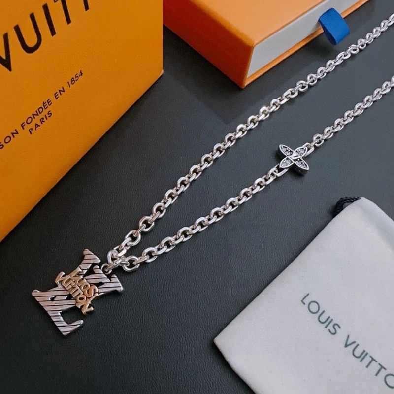 Timeless LX Necklaces 310738