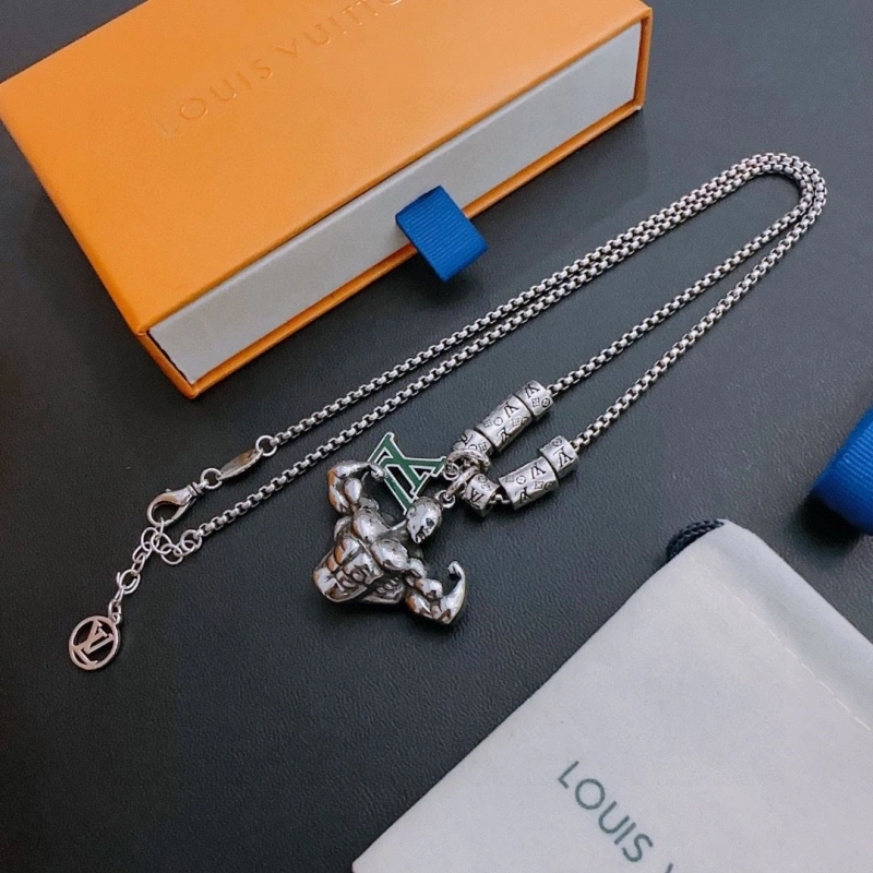 Affordable LX Necklaces 310731