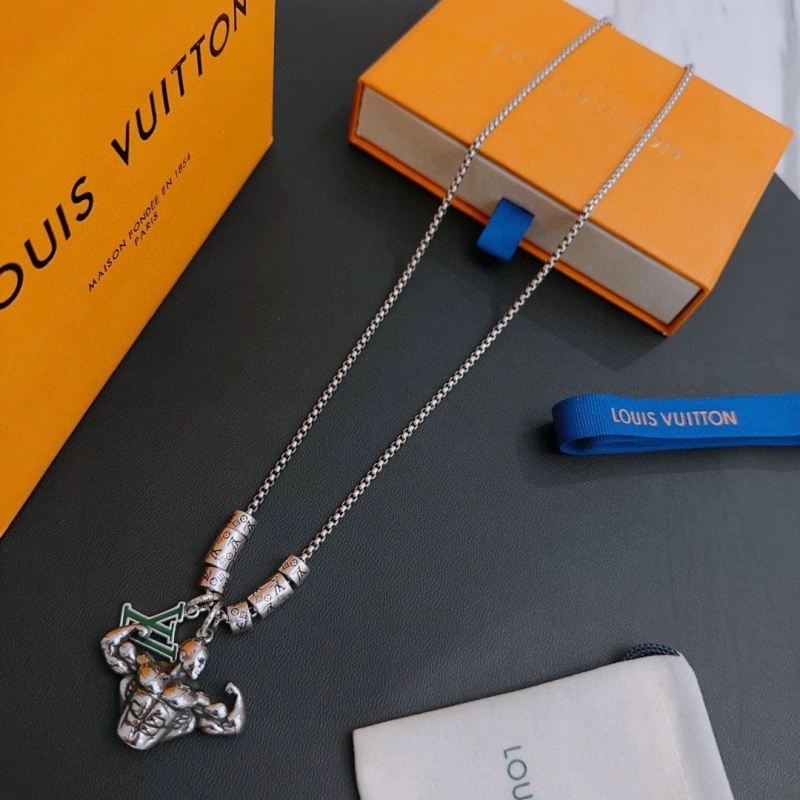 Affordable LX Necklaces 310731